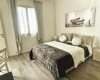 Sweet Home Fco Airport Roma - Fiumicino - Sypialnia