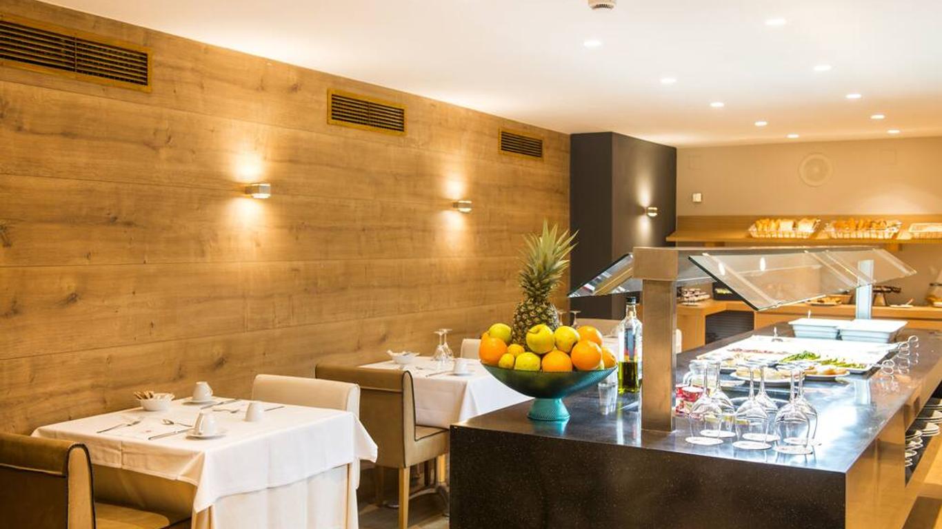 Guitart Grand Passage