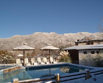 Casona y Cabañas Río Mendoza - Cachueta - Pileta