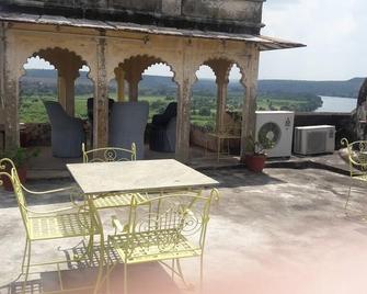 Bassi Fort Palace - Chittorgarh - Patio