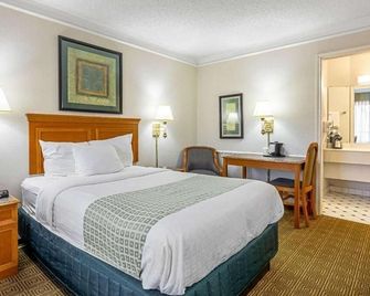 Rodeway Inn Huntsville West - Huntsville - Camera da letto