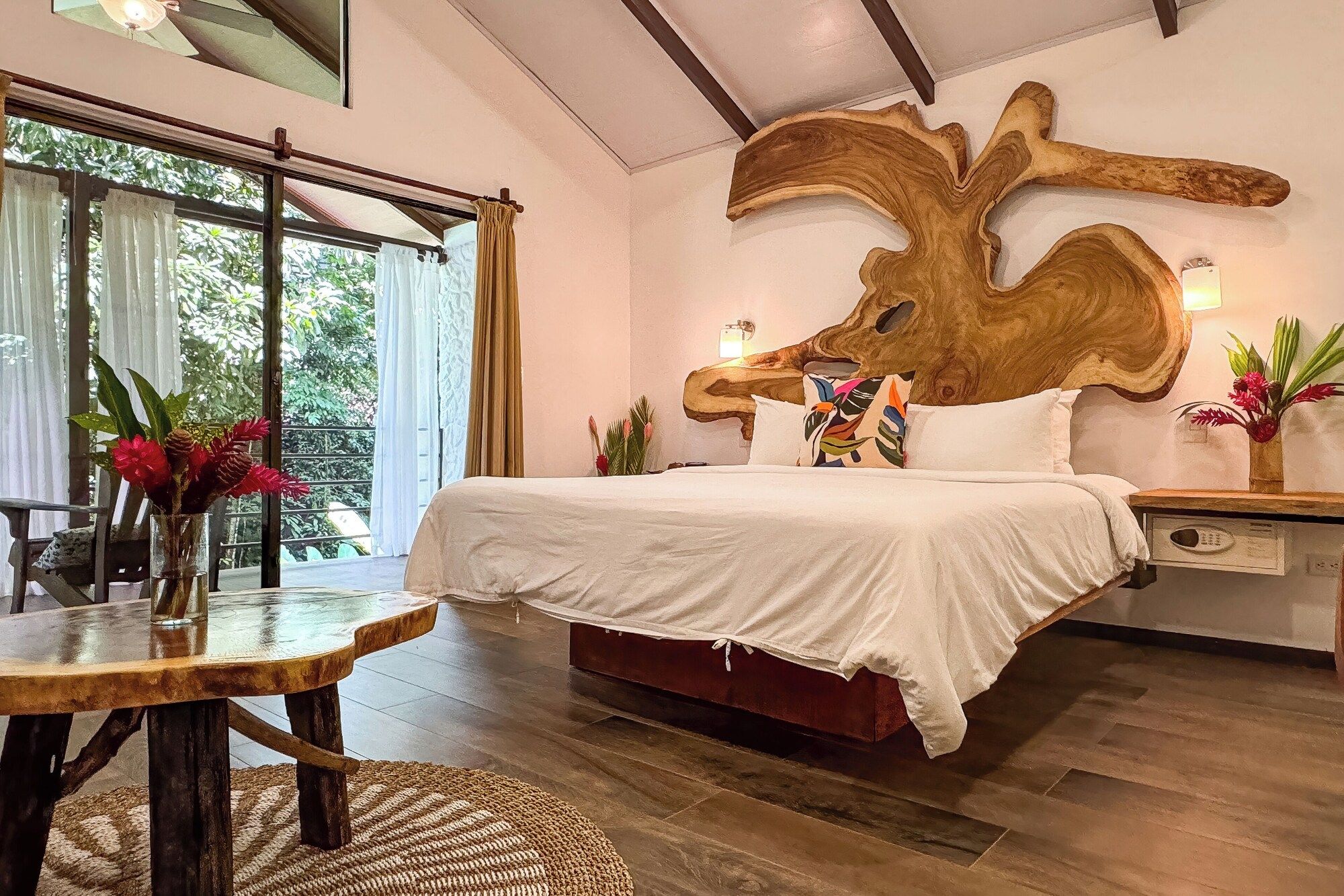 Ecotica Boutique Hotel - מנואל אנטוניו - חדר שינה