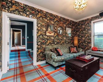 The Dairy Hotel Queenstown, A Naumi Chapter - קווינסטאון - סלון
