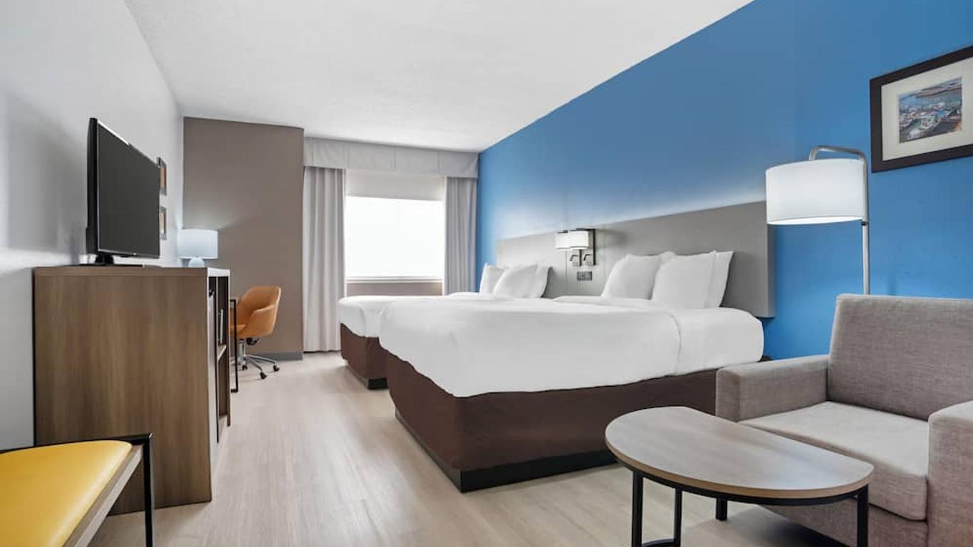 Comfort Inn & Suites Crystal Inn Sportsplex