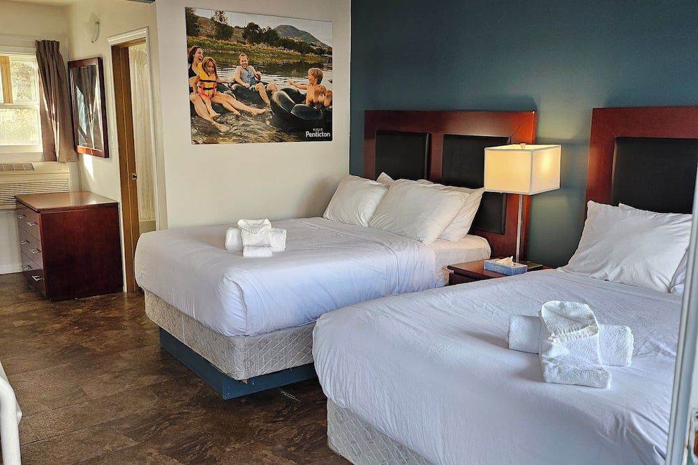 Shoreline Resort Condominiums - Penticton