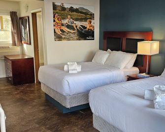 Shoreline Resort Condominiums - Penticton