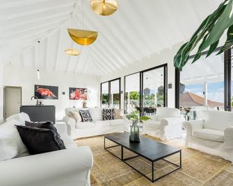 Papagayo Beach Resort - ווילמסטאד - סלון