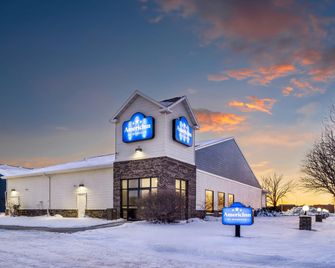 AmericInn by Wyndham Aberdeen Event Center - Абердін - Будівля