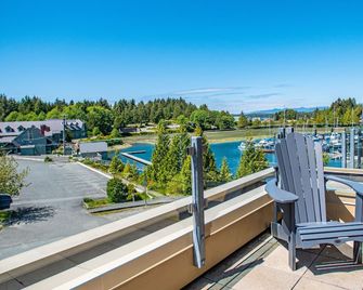 The Moorage - Ucluelet - Balcón