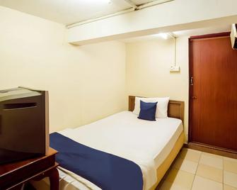 New Casavilla Travellers Lodge Pudu - Kuala Lumpur - Makuuhuone