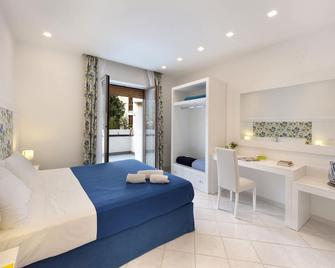 Casa Aurora - Stay in Sorrento - Sorrento - Bedroom