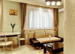 Moskovskaya Apartments - Sarátov - Sala de estar
