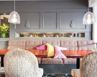 Home Hotel Kung Oscar - Trollhättan - Lobby