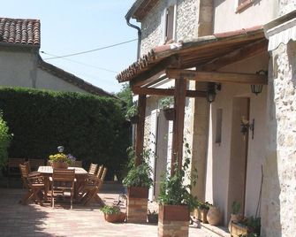 Chambres d'Hôtes Domaine d'En Baleux - Saint-Affrique-les-Montagnes