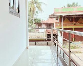 Thekkumpuram Residency - Kondotti