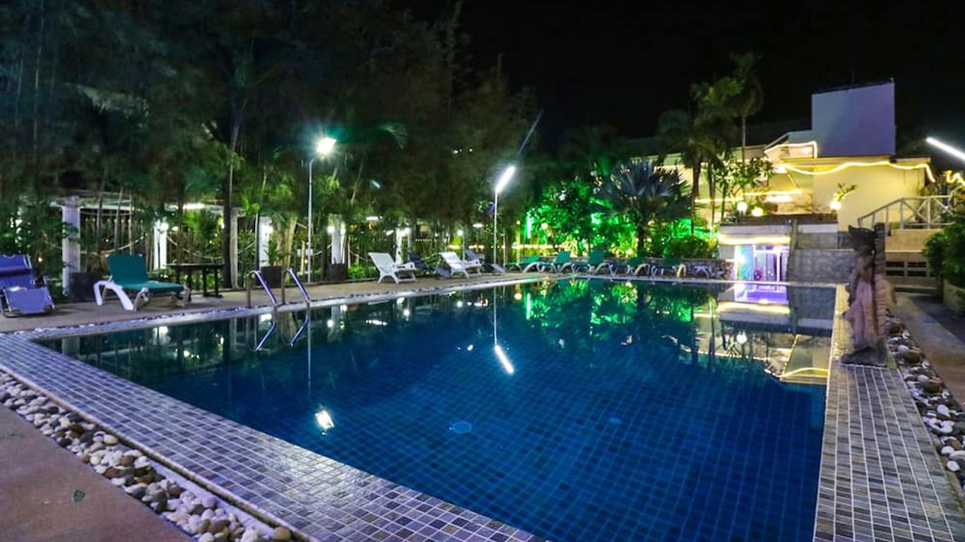 Natural Beach Hotel Pattaya