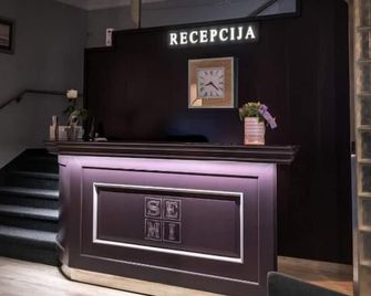 Hotel & Restaurant Se-Mi - Veliko Trgovišće - Front desk