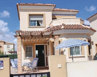 2 bedroom accommodation in Guardamar del Segura - Guardamar del Segura - Building