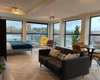 Alphabet Apartments 1br Serviced Apartments - Hilversum - Huiskamer