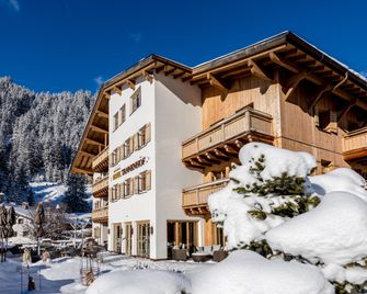 Hotel Tannenhofsuperior - Sankt Anton am Arlberg - Bangunan