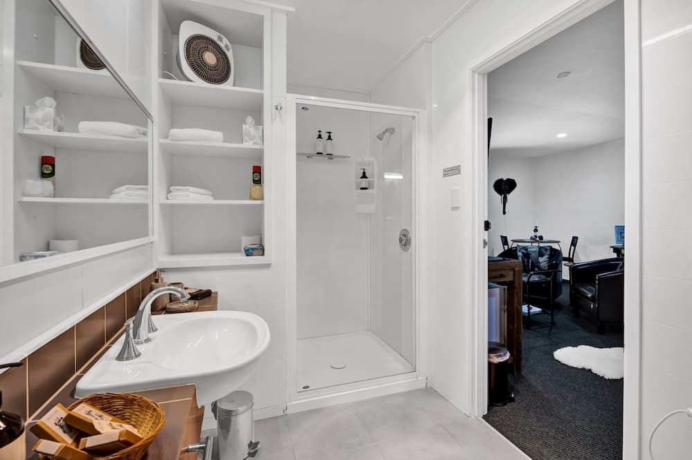 Tepopo Gardens Rural Retreat - Stratford - Baño