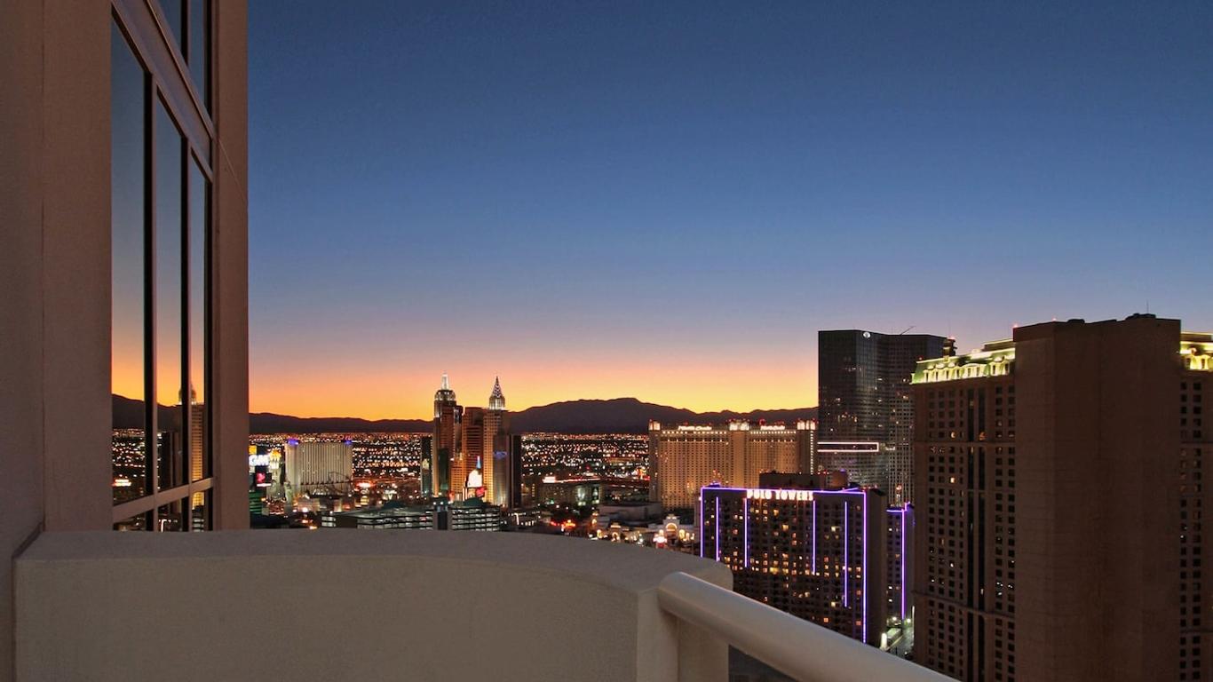 أجنحة انترناشيونال ات ذا سيجنيتشر الفاخرة