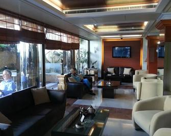 Duroy Hotel - Beirut - Lobby