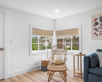 Marina Bay Cottages - Waterford - Wohnzimmer