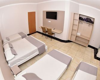 Liv Hotel - Porto Ferreira - Quarto