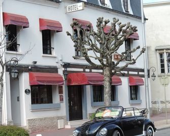Hôtel Le Chantilly - Deauville - Building