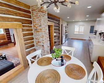 Rustic & Refined - Gunnison - Gunnison - Dining room