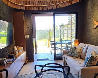 Flat super luxo com 2 suítes no Manatee - Patacho - Milagres - AL - Porto de Pedras - Pokój dzienny