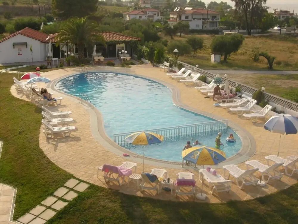 Haris Hotel By Diomedes Group - Chaniotis - Piscina