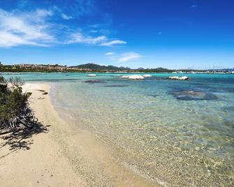 Baia de Bahas Exclusive - Marinella - Pláž