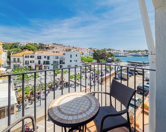 Hostal Marina Cadaqués - Cadaques - Balkong