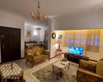 Salem Apartment - Ismailiyah - Living room