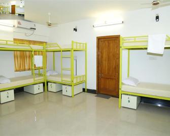 Hostel By The Sea - Kochi - Bedroom