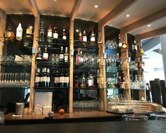 Fletcher Strandhotel Renesse - רנשי - בר