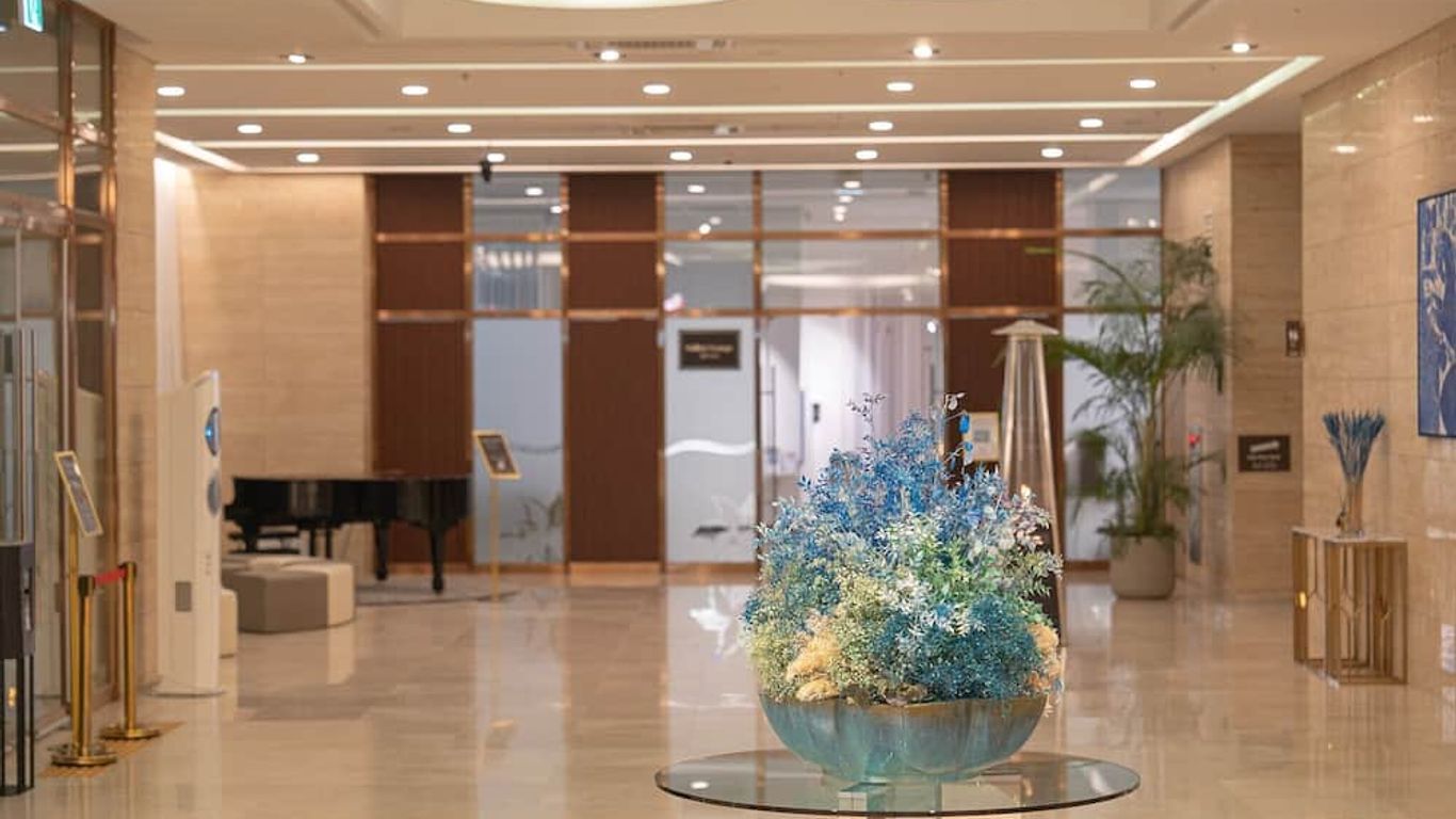 رمادا باي ويندام يونغين