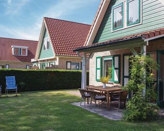 Cozy home in Zonnemaire with WiFi - Zonnemaire - Patio