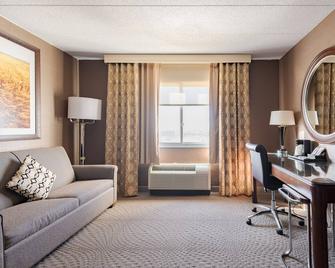 ويندام أوماها/ويست دودج - أوماها - غرفة معيشة