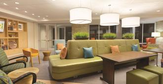 Home2 Suites by Hilton Bellingham Airport - Bellingham - Σαλόνι