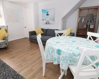 Sunnie Cottage - Seahouses - Dining room