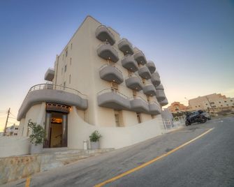 Ambassador Hotel - Saint Paul’s Bay - Bygning