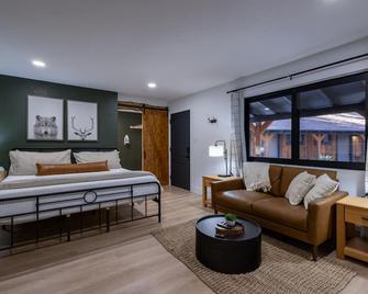 Timberlodge Inn - Pinetop-Lakeside - Schlafzimmer