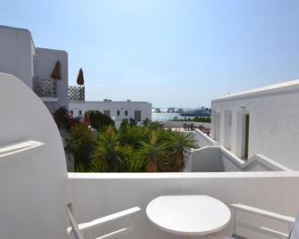 Artemis Hotel - Antiparos - Balcony