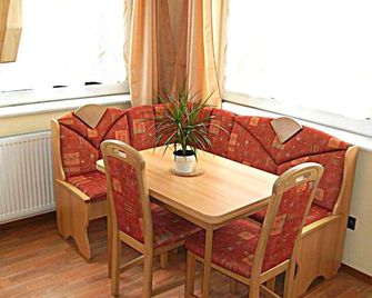Järgen Ferienappartements - Koblenz - Dining room