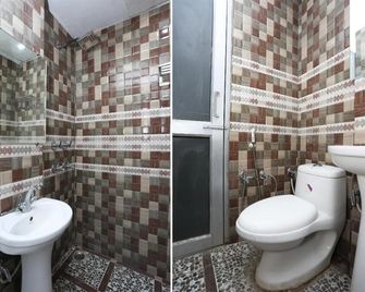 Hotel O Rama Palace - Morādābād - Bagno
