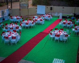 Voyager Inn Hotel - Palapye - Restaurant
