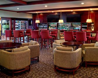 Cambridge Red Deer Hotel & Conference - Red Deer - Bar